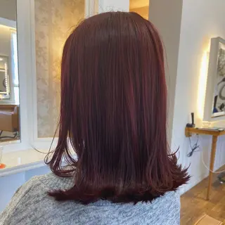 ミディアム 峯 志帆のヘアスタイル