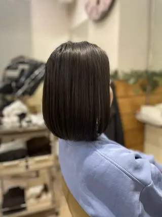 ミディアム 茅野 あゆ美のヘアスタイル