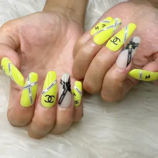 ネイル VIOLA .nailのネイルデザイン