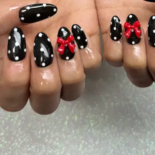 ネイル VIERU 🌈🎀💖のネイルデザイン