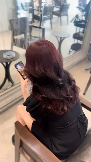 セミロング カラー ヘアアレンジ 🎀ハイトーン・艶 カラー HANA🎀のヘアスタイル