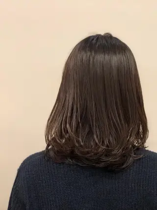 ミディアム カラー ✨透け感カラー✨ 上村一樹のヘアスタイル