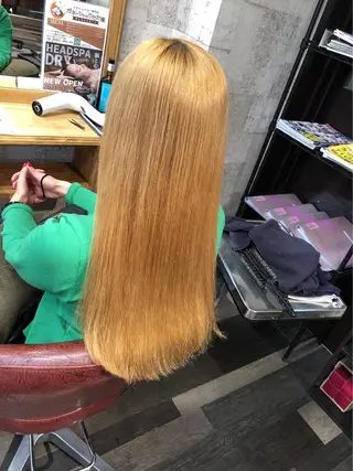 セミロング カラー PANOL 秀島のヘアスタイル