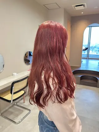 カラー ハイトーン／暖色 👩🏼HONOKAのヘアスタイル