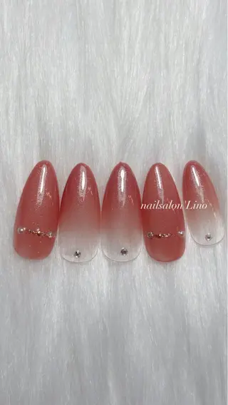 ネイル Lino𓂃⟡.· Chizuruのネイルデザイン