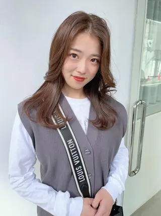 カラー 🍨モテベージュ🩰 miraiのヘアスタイル