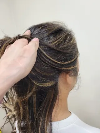 カラー Hair AnAn所属・オイダ テルヨシのヘアスタイル