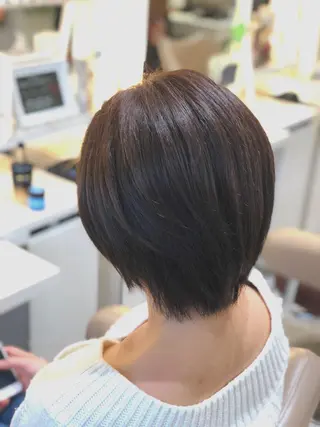 ショート カラー ダメージレス 桧山店長のヘアスタイル