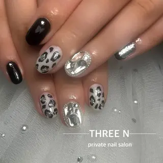 ネイル Nail Salon THREE  Nのネイルデザイン