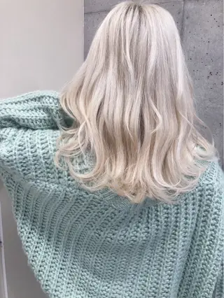 ミディアム 🦁ハイトーン/ 透明感/かずや🦁のヘアスタイル