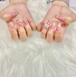 ネイル Angie Nail所属・Angie Nail CHIYURIのネイルデザイン