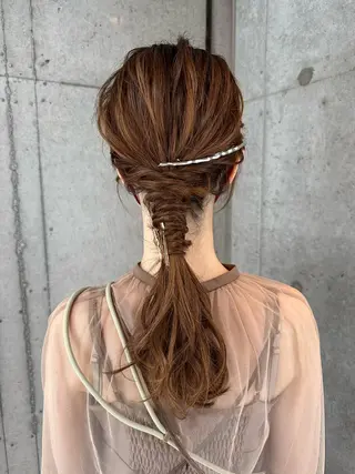 ロング ヘアアレンジ 女性に人気♪ はやしほのかのヘアスタイル