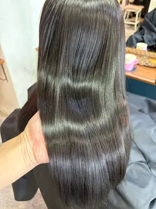 ロング カラー ヘアアレンジ 山崎 澪のヘアスタイル