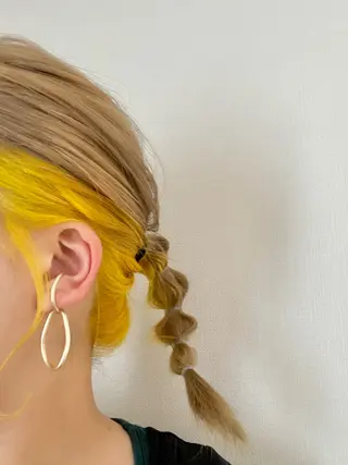 セミロング カラー ヘアアレンジ 艶髪🌟髪質改善✨ Zinaヤマダ チサのヘアスタイル