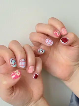 ネイル she saw me / shokoのネイルデザイン