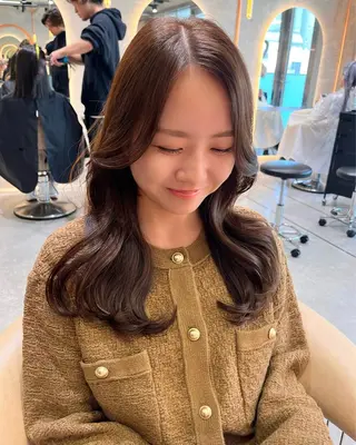 ロング enn to yuu所属・KURENA ♡sexy女子製造機のヘアスタイル