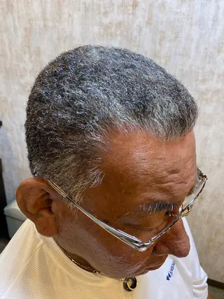 ショート 💈神技メンズカット 大沢カズキ✂︎のヘアスタイル