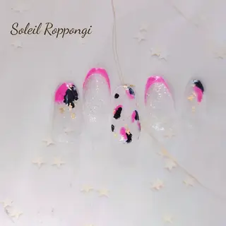 ネイル Soleil 六本木所属・Soleil Yumikoのネイルデザイン