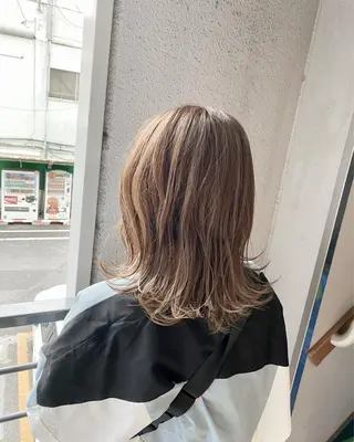 ミディアム カラー Kazu .Kのヘアスタイル