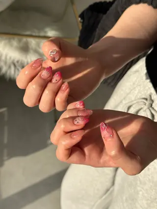 ミディアム GRACE所属・GRACE mioのネイルデザイン