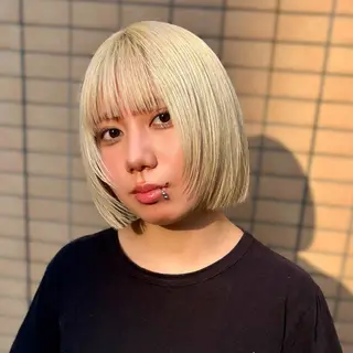 ショート カラー ハイトーン/ウルフ/ レイヤー/Asukaのヘアスタイル