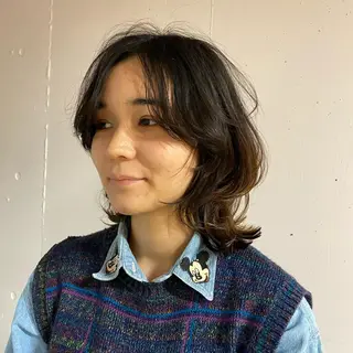 ミディアム Aust hair Stella新宿所属・Yuki☺︎パーマ レイヤーカットウルフのヘアスタイル