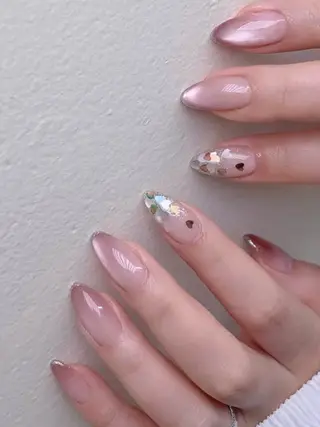 ネイル Roger 舞のネイルデザイン