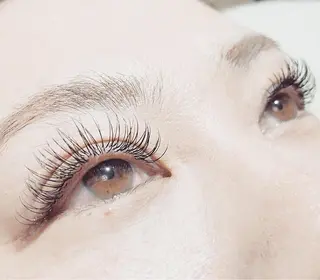 マツエク・マツパ Q-LEA  まつエク まつ毛パーマ 四条大宮所属・Q-LEA 四条大宮 クリアのマツエク・マツパデザイン