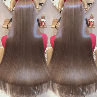 ロング Lond Cheri所属・笑　璃 🎀／韓国／ ワンカラー／縮毛矯正のヘアスタイル