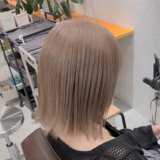 ショート カラー オカベ ショウマのヘアスタイル