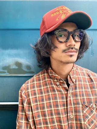 ミディアム ビーハイブデラックス所属・メンズパーマ ニュアンスパーマ田上のヘアスタイル