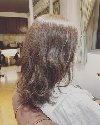 ロング カラー ヘアアレンジ 三好 祐希のヘアスタイル