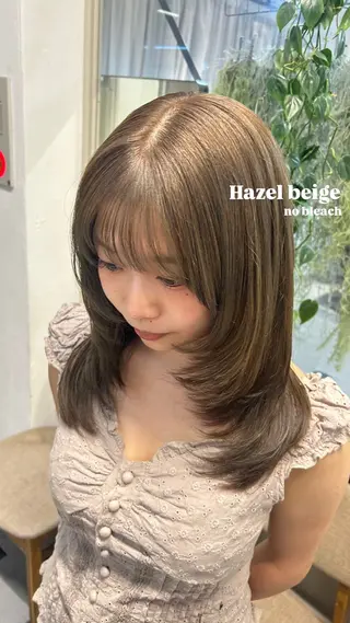 セミロング Lomalia Yuuka/42🩵のヘアスタイル