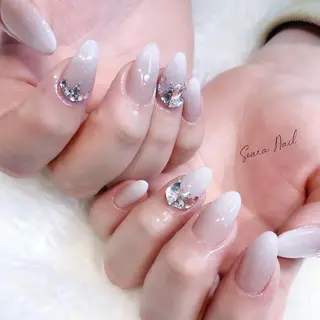 ネイル Salon Cleve所属・T. maoのネイルデザイン