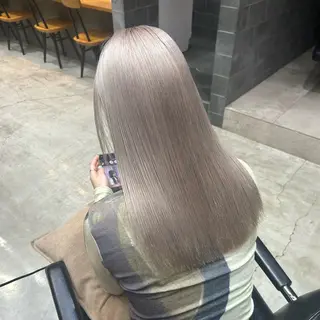 カラー 🌟艶髪ハイトーン 🌟HINAのヘアスタイル