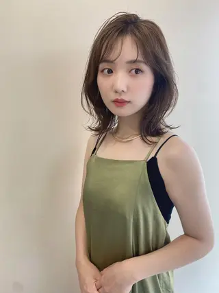 ミディアム 鎌倉 彩のヘアスタイル