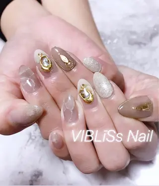 ネイル VIBLīSs nailのネイルデザイン