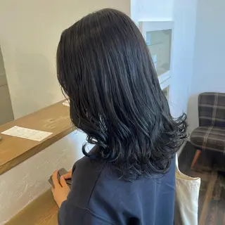 セミロング カラー 伊藤ゆかり/髪質改善 /透明感カラーのヘアスタイル