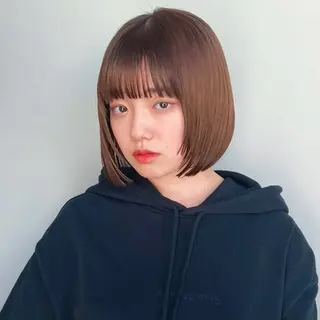ミディアム TRICCA 銀座所属・奏羽　"ショート ・ボブ ・レイヤー"のヘアスタイル
