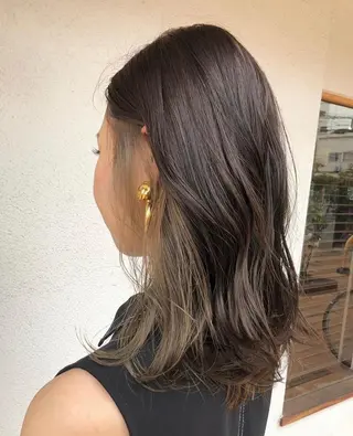 カラー 梅田 NU茶屋町gotoday所属・kana .オリーブ /ナチュラルヘアのヘアスタイル