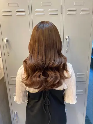 ロング カラー パーマ 🦋レイヤー✖︎ 髪質改善🦋リョウヤのヘアスタイル