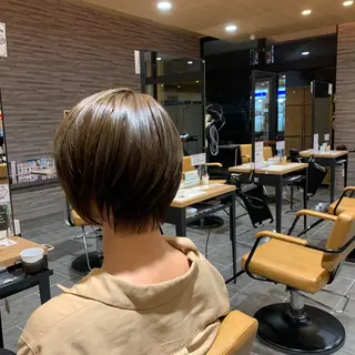 ショート 尾崎 優也のヘアスタイル