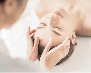 Linné  Yomogi Spa所属・Linné Amiのエステ・リラクイメージ