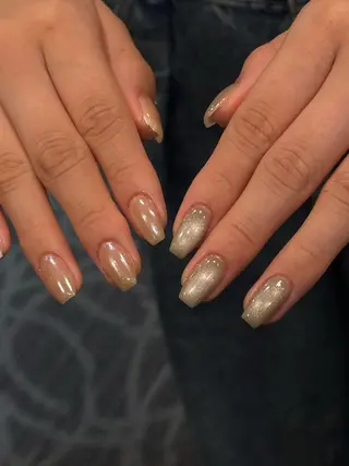 ネイル Nobody_ Karenのネイルデザイン