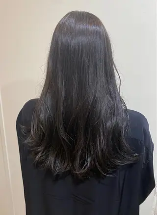 ロング カラー salowin渋谷kitaya park前所属・RIKA韓国ヘア/く びれヘア/上品カラーのヘアスタイル