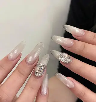 ネイル 大﨑 ななのネイルデザイン