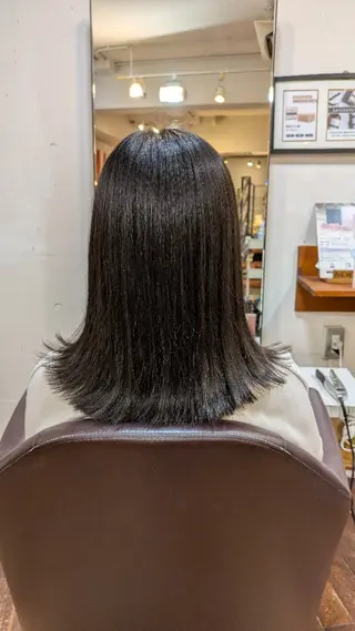 ミディアム Mars soleil 宝塚駅駅前店所属・浅井 琴音のヘアスタイル