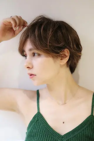 ショート カラー パーマ ショート、ボブ 白髪ぼかし高橋潤一のヘアスタイル