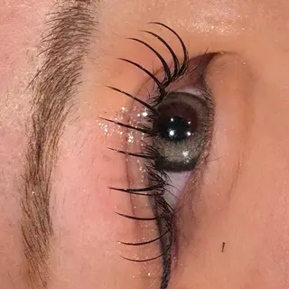 マツエク・マツパ Saki🎀/ 束感まつげ🫧のマツエク・マツパデザイン