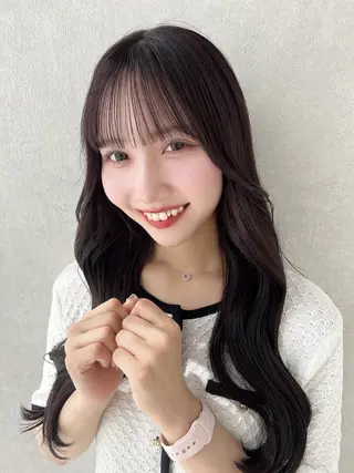 ロング カラー 小松 聖佳のヘアスタイル